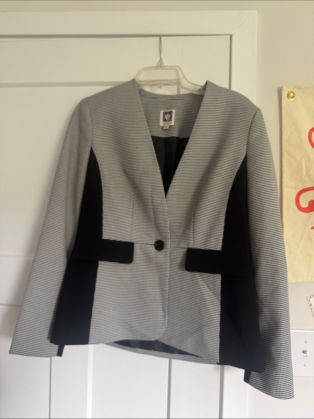 Anne Klein Black and White Contrast Single-Button Blazer